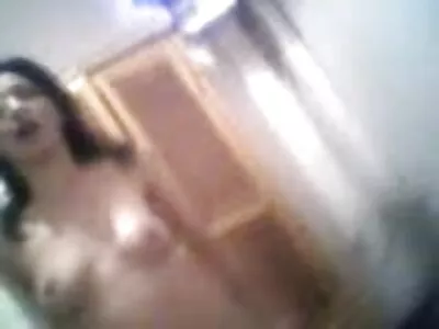 金发碧眼的大屁股骑着鸡巴