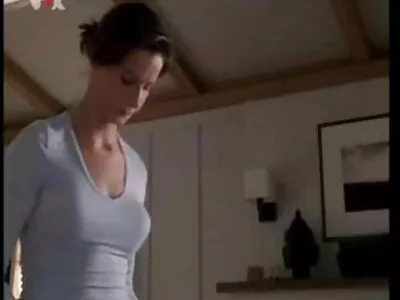 热辣的婊子丢了衣服